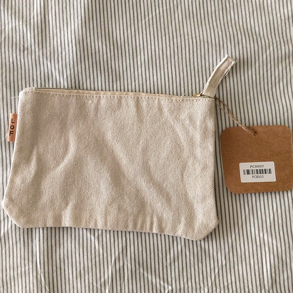 Canvas Pouch - Picture 2 of 3